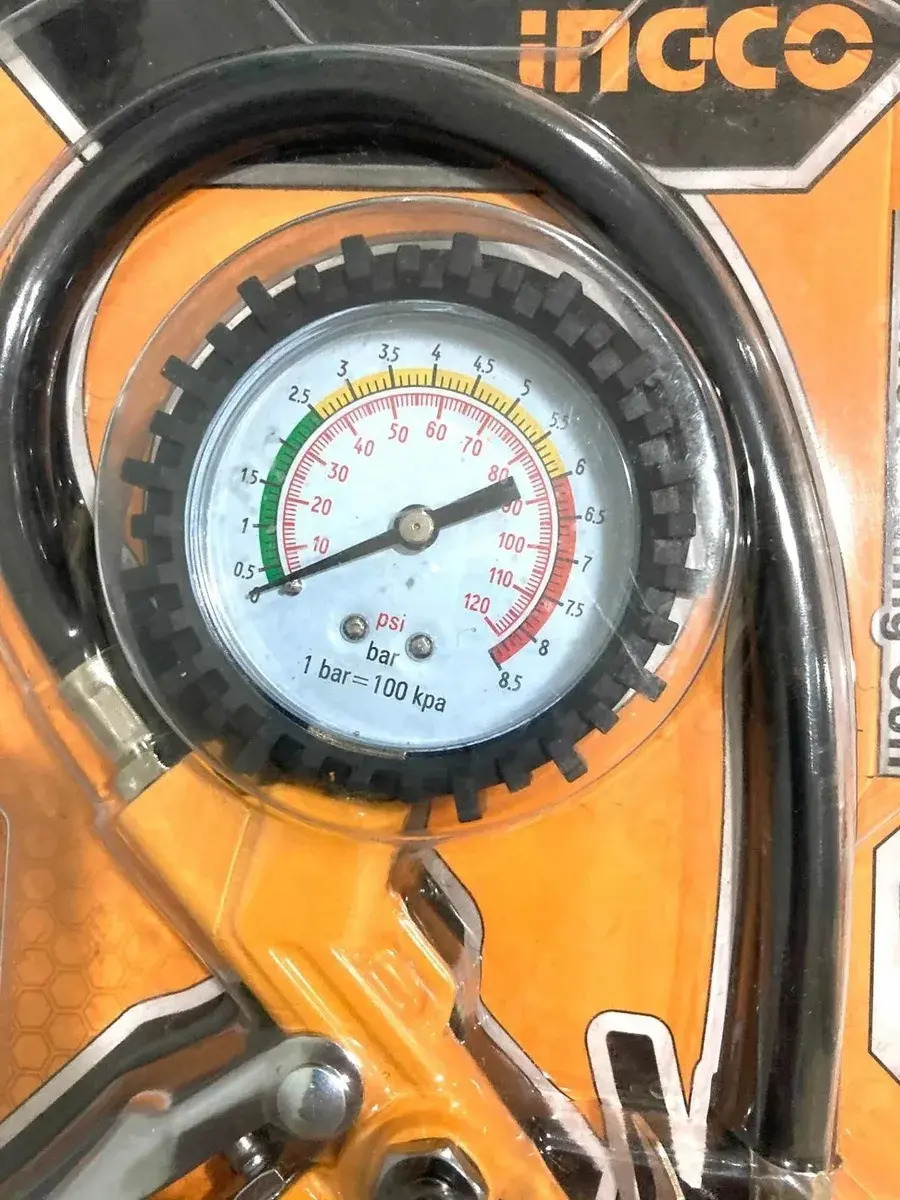 Pistola Para Inflar , Calibrar Neumático + Manómetro Ingco Amarillo - Imagen 2